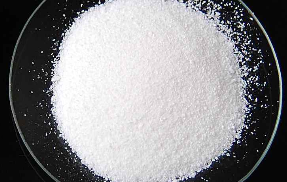 陰離子聚丙烯酰胺可以用熱水溶解嗎？